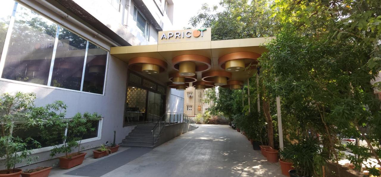 Apricot Hotel , Ahmedabad Luaran gambar