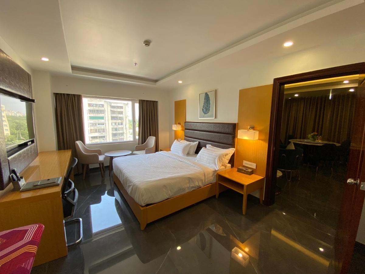 Apricot Hotel , Ahmedabad Luaran gambar