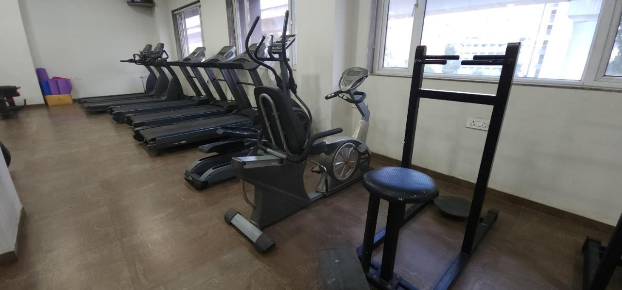 Apricot Hotel , Ahmedabad Luaran gambar