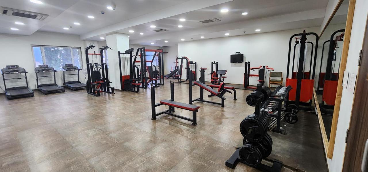 Apricot Hotel , Ahmedabad Luaran gambar