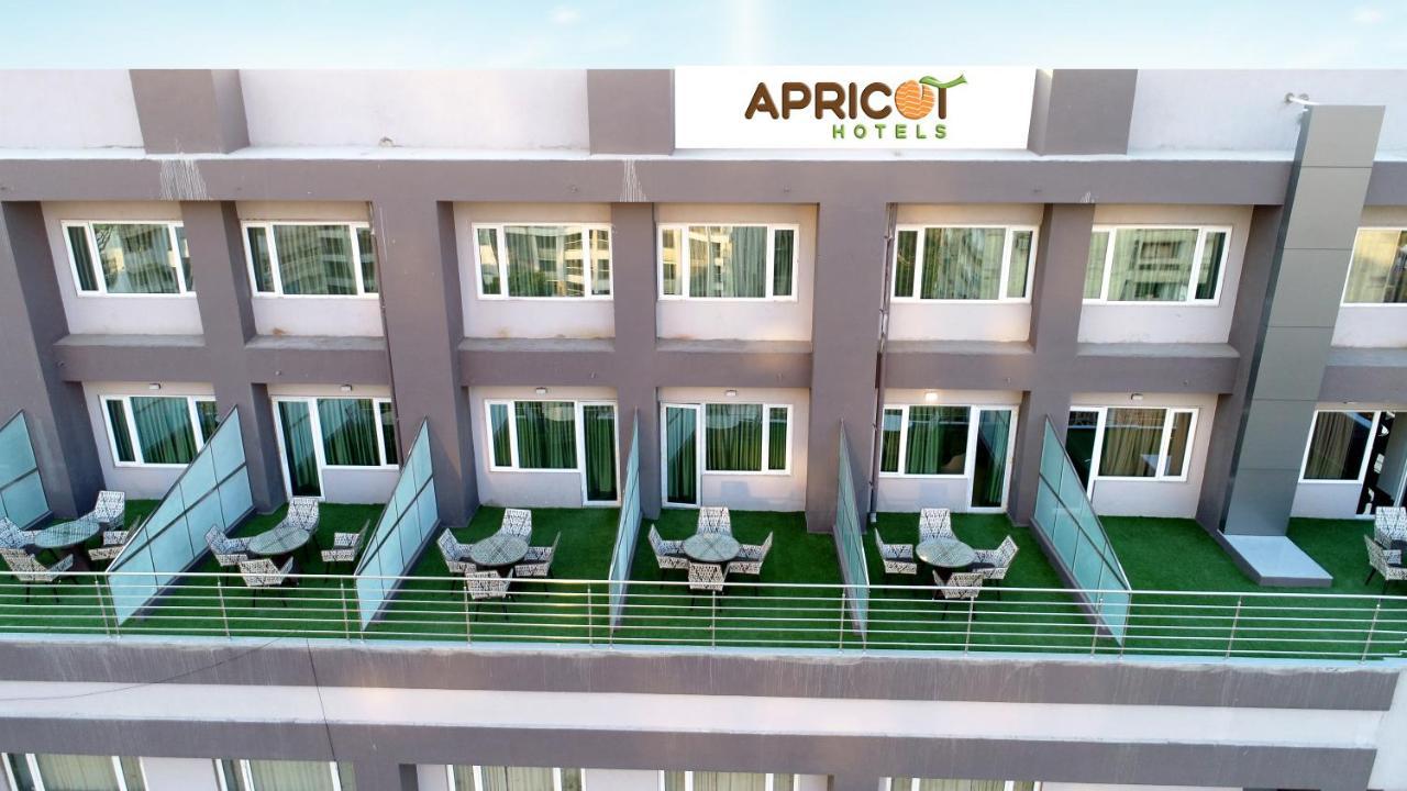 Apricot Hotel , Ahmedabad Luaran gambar