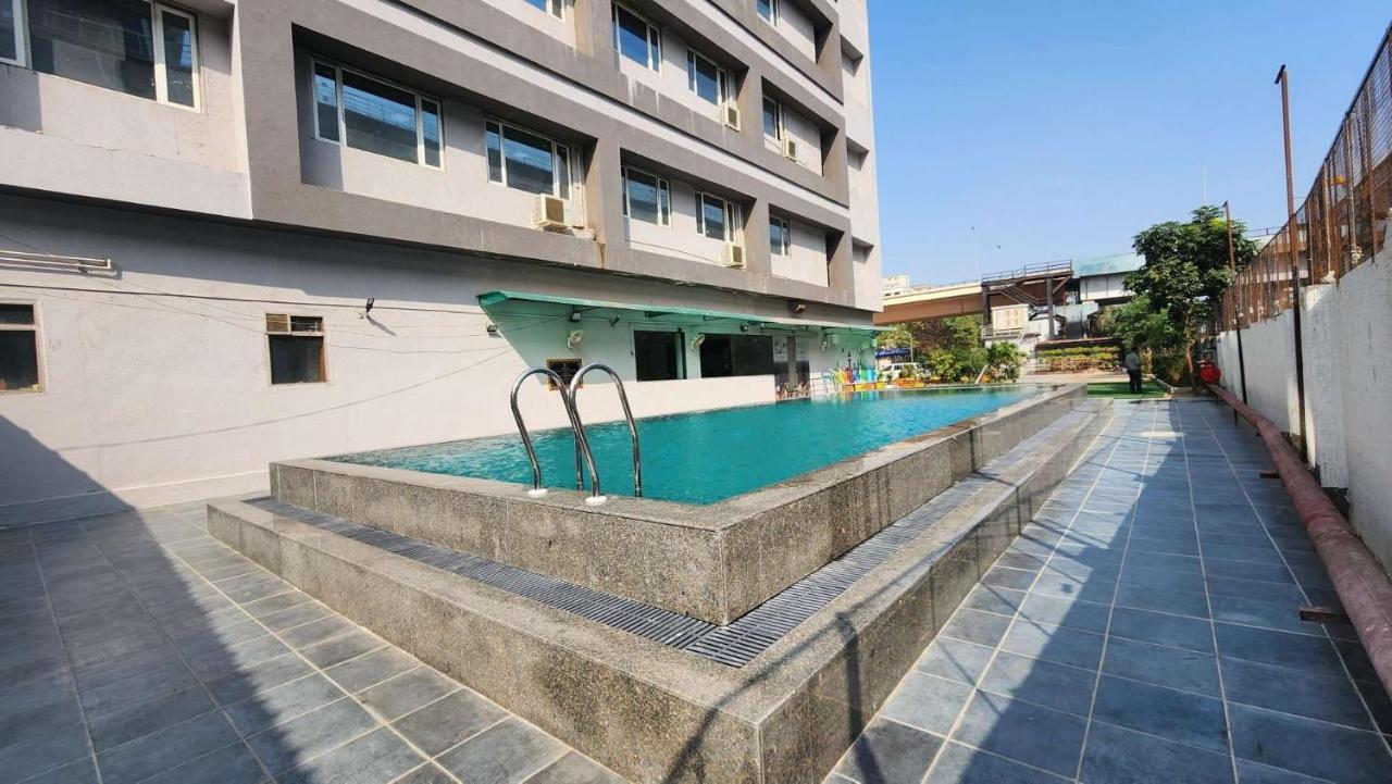 Apricot Hotel , Ahmedabad Luaran gambar